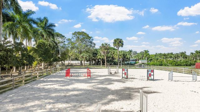 1068 D Road, Loxahatchee Groves, FL 33470