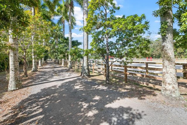 1068 D Road, Loxahatchee Groves, FL 33470