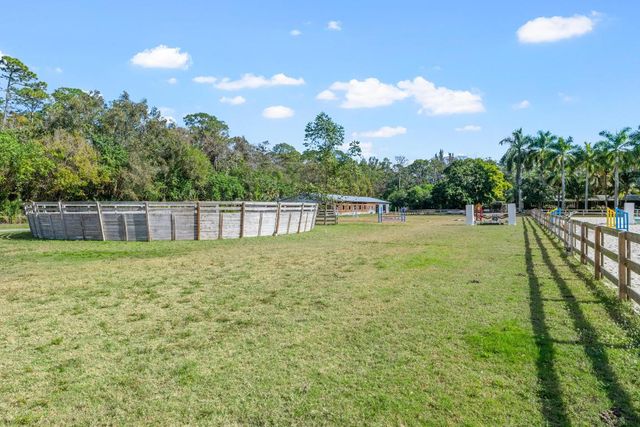 1068 D Road, Loxahatchee Groves, FL 33470