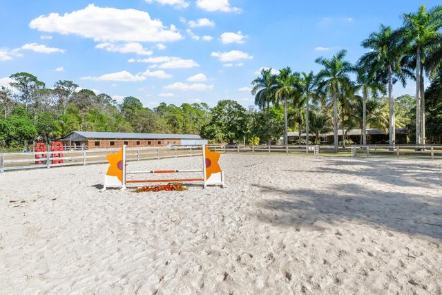 1068 D Road, Loxahatchee Groves, FL 33470