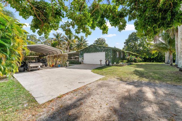 1068 D Road, Loxahatchee Groves, FL 33470