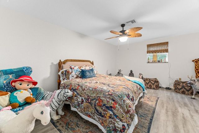 1068 D Road, Loxahatchee Groves, FL 33470