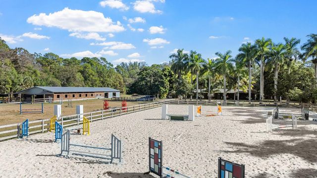 1068 D Road, Loxahatchee Groves, FL 33470