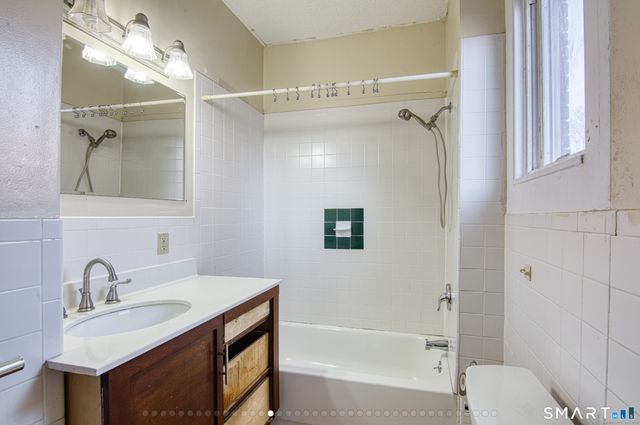 189 Sigourney Street, Hartford, CT 06106