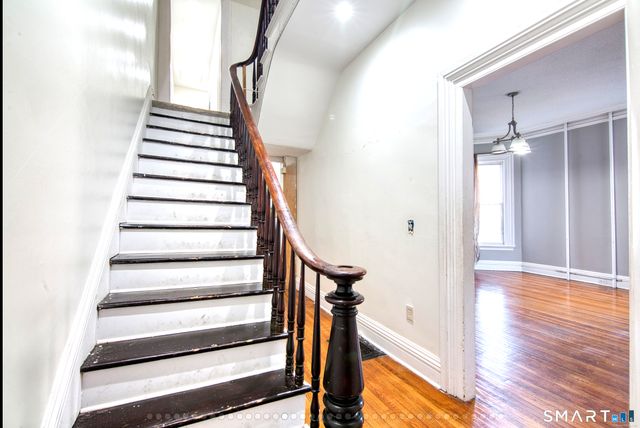 189 Sigourney Street, Hartford, CT 06106
