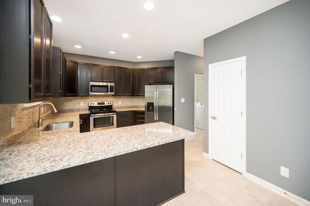 5236 LONGBOW RD, King George, VA 22485