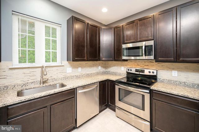 5236 LONGBOW RD, King George, VA 22485