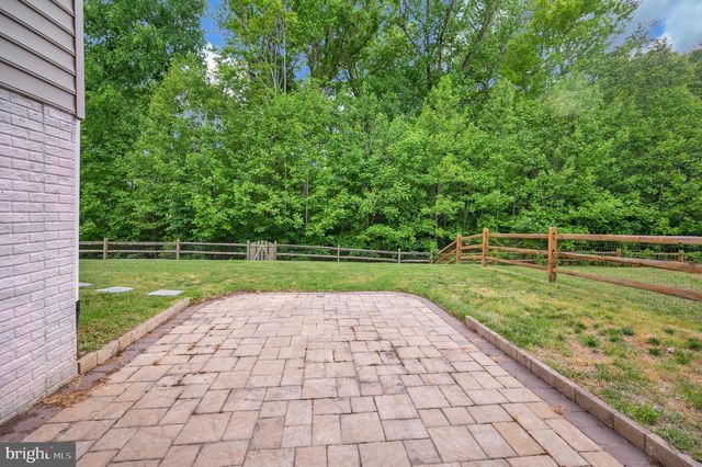 5236 LONGBOW RD, King George, VA 22485