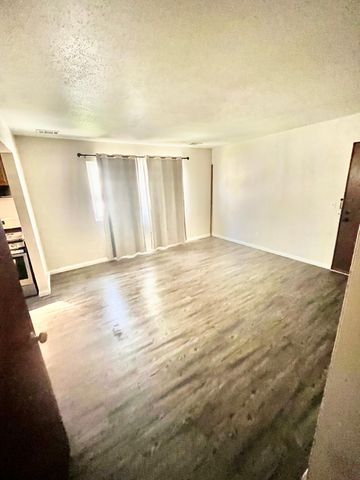 1107 57th Avenue N, Brooklyn Center, MN 55430