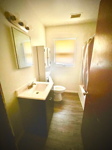 1107 57th Avenue N, Brooklyn Center, MN 55430