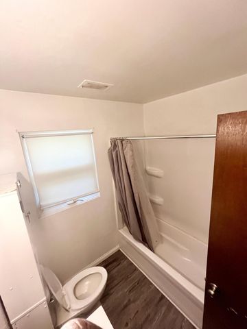 1107 57th Avenue N, Brooklyn Center, MN 55430