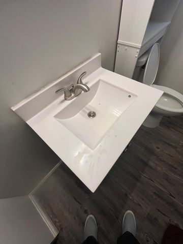 1107 57th Avenue N, Brooklyn Center, MN 55430