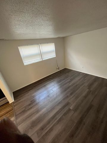 1107 57th Avenue N, Brooklyn Center, MN 55430