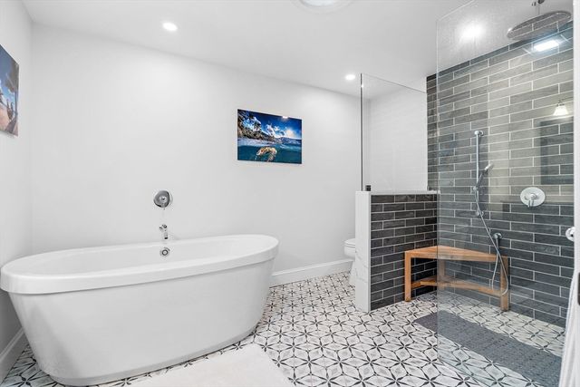 850 Old Road To 9 Acre Corner, Concord, MA 01742