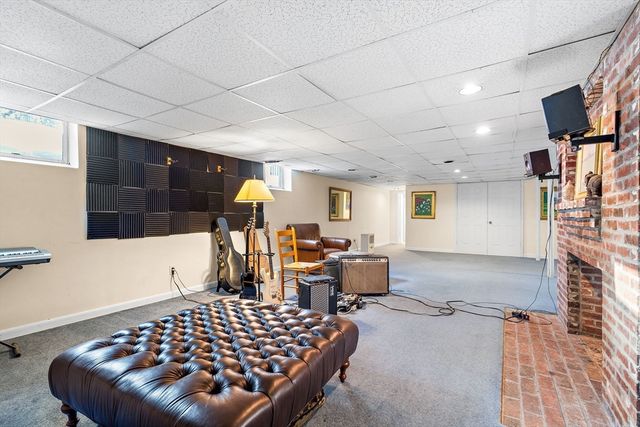 850 Old Road To 9 Acre Corner, Concord, MA 01742