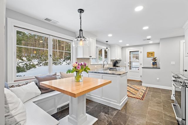 850 Old Road To 9 Acre Corner, Concord, MA 01742