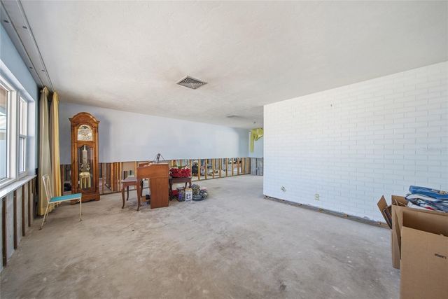 4 BELLEVUE DRIVE, Treasure Island, FL 33706