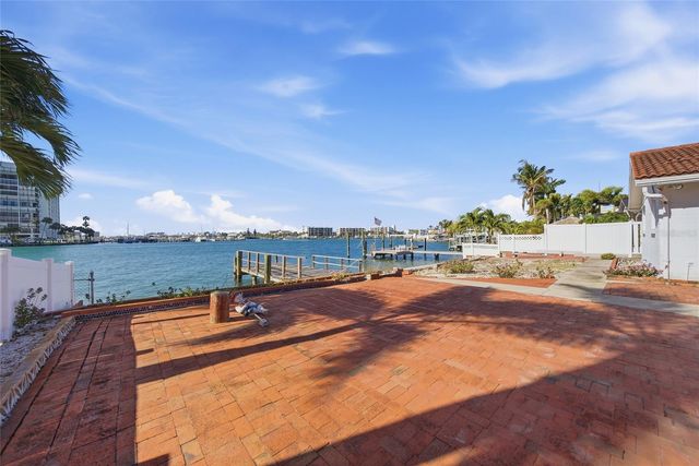 4 BELLEVUE DRIVE, Treasure Island, FL 33706