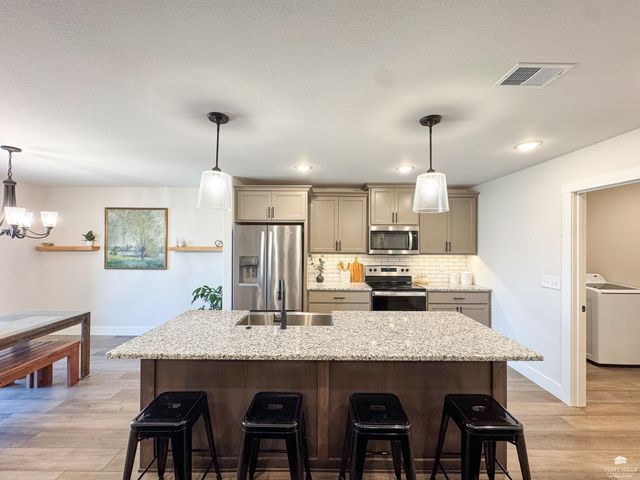 4678 Pierce Drive, Manhattan, KS 66502