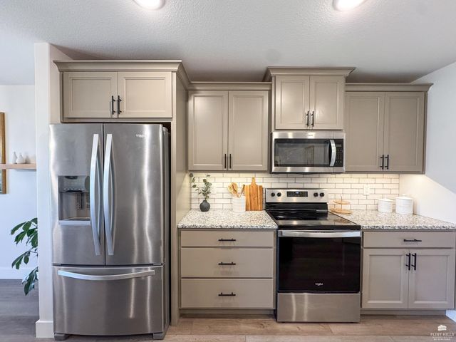 4678 Pierce Drive, Manhattan, KS 66502