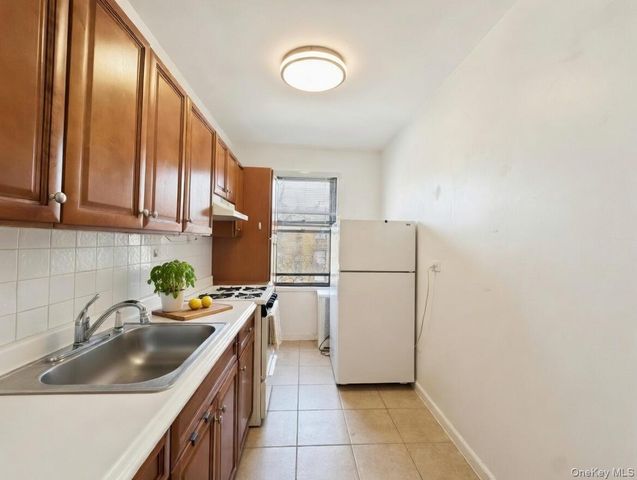 22-08 76th Street A3, East Elmhurst, NY 11370