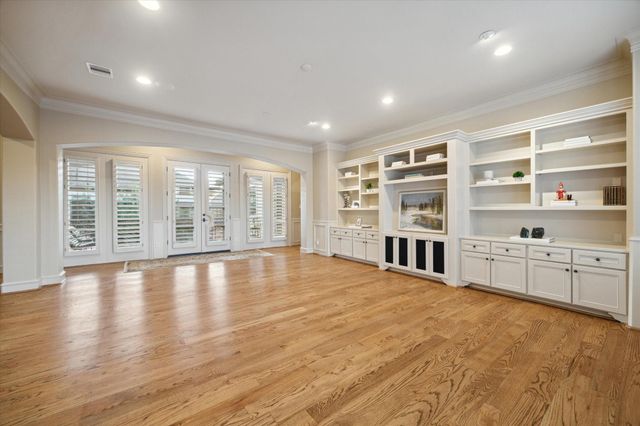 3834 Piping Rock Lane, Houston, TX 77027