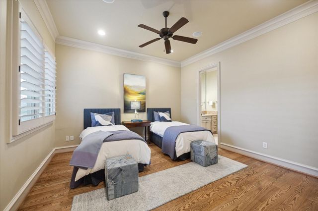 3834 Piping Rock Lane, Houston, TX 77027