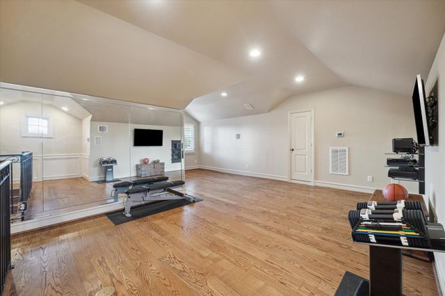 3834 Piping Rock Lane, Houston, TX 77027