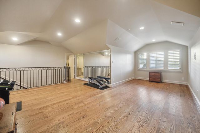 3834 Piping Rock Lane, Houston, TX 77027