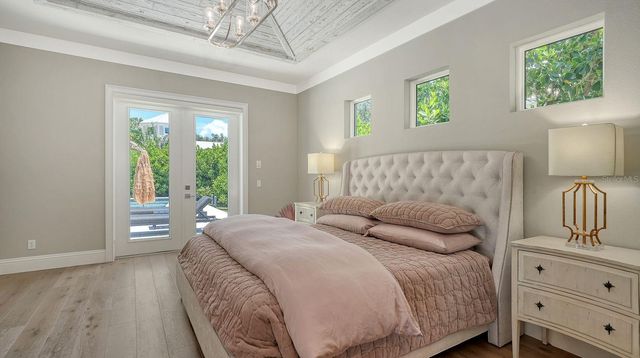 1905 GOLDENROD STREET, Sarasota, FL 34239