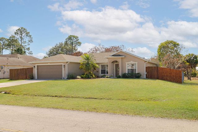 672 SW Paar Drive, Port St. Lucie, Port St Lucie, FL 34953