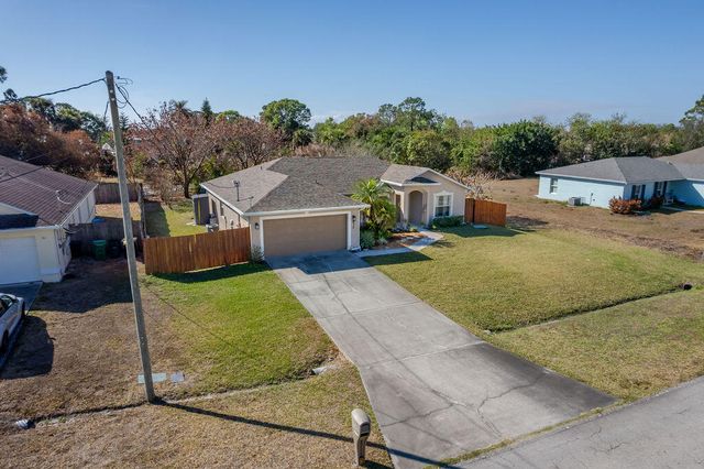 672 SW Paar Drive, Port St. Lucie, Port St Lucie, FL 34953