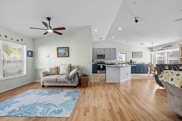 672 SW Paar Drive, Port St. Lucie, Port St Lucie, FL 34953