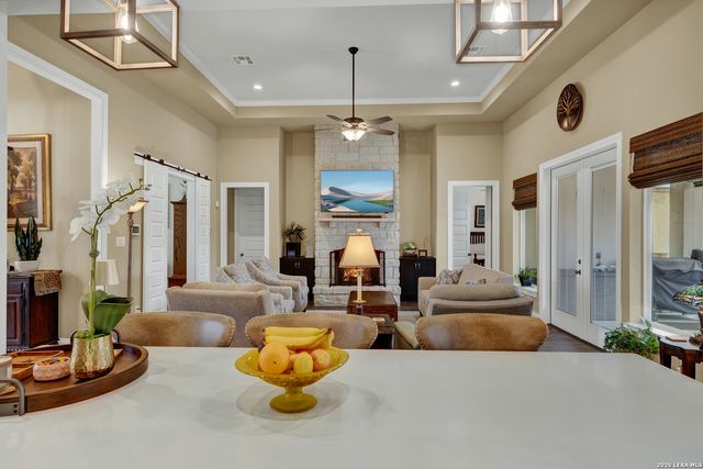 156 GULL LN, Spring Branch, TX 78070