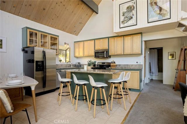 735 Bishorn Drive, Lake Arrowhead, CA 92352