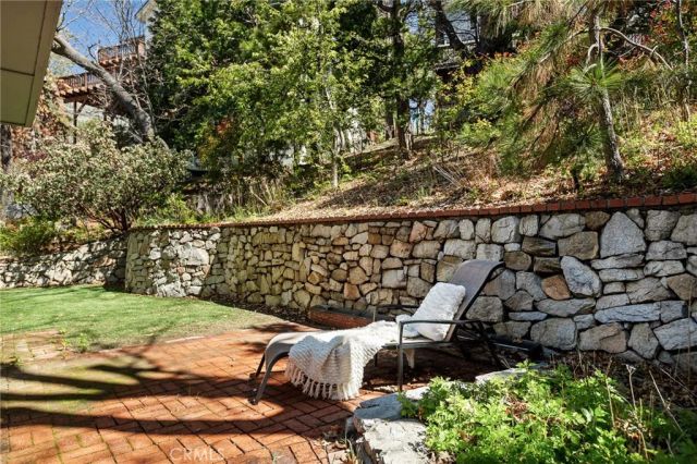 735 Bishorn Drive, Lake Arrowhead, CA 92352