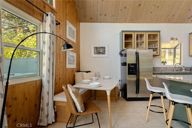 735 Bishorn Drive, Lake Arrowhead, CA 92352