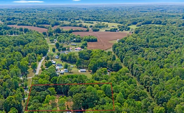 3048 Sweethome Rd, Chapmansboro, TN 37035