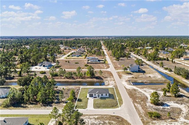 1128 Helen AVE S, Lehigh Acres, FL 33974