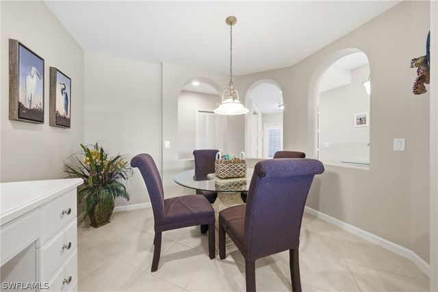 3990 Deer Crossing CT 102, Naples, FL 34114