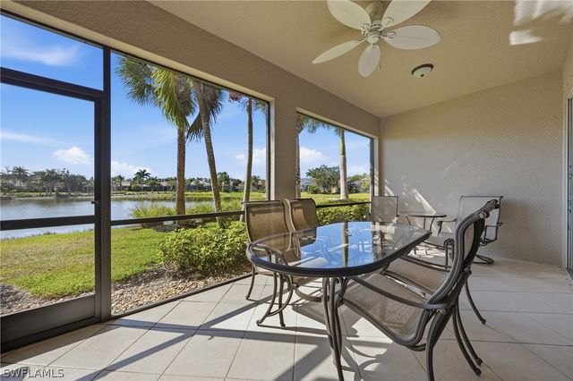 3990 Deer Crossing CT 102, Naples, FL 34114