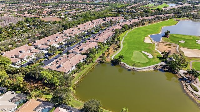 3990 Deer Crossing CT 102, Naples, FL 34114