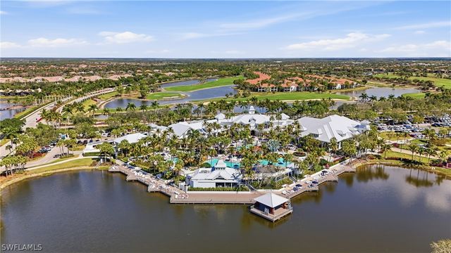 3990 Deer Crossing CT 102, Naples, FL 34114