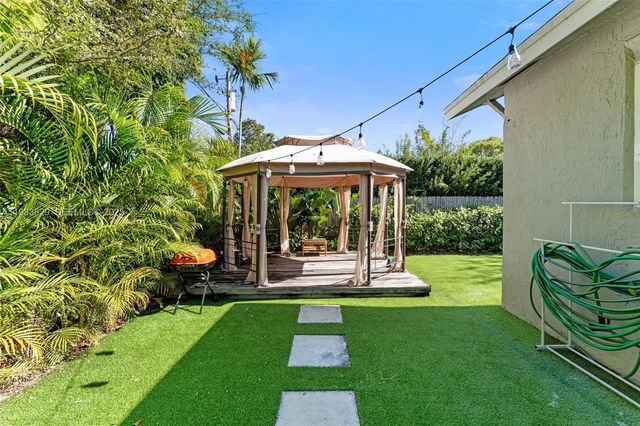 19 NE 48th St, Miami, FL 33137