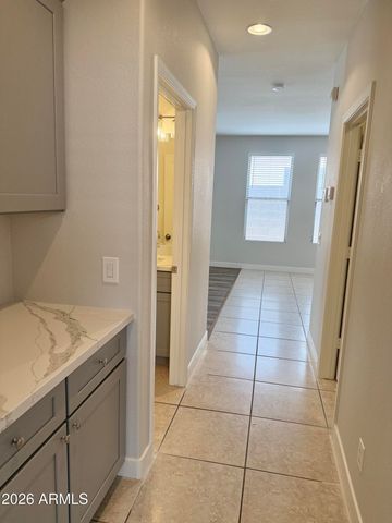6558 W TOWNLEY Avenue, Glendale, AZ 85302