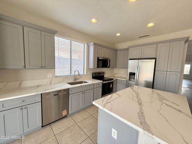 6558 W TOWNLEY Avenue, Glendale, AZ 85302