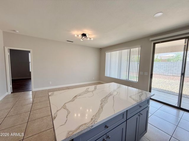 6558 W TOWNLEY Avenue, Glendale, AZ 85302