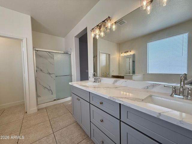6558 W TOWNLEY Avenue, Glendale, AZ 85302