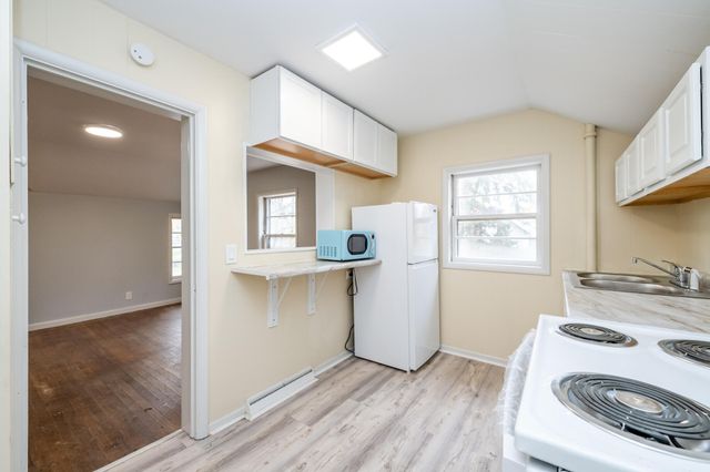 1298 Colfax Avenue, Benton Harbor, MI 49022