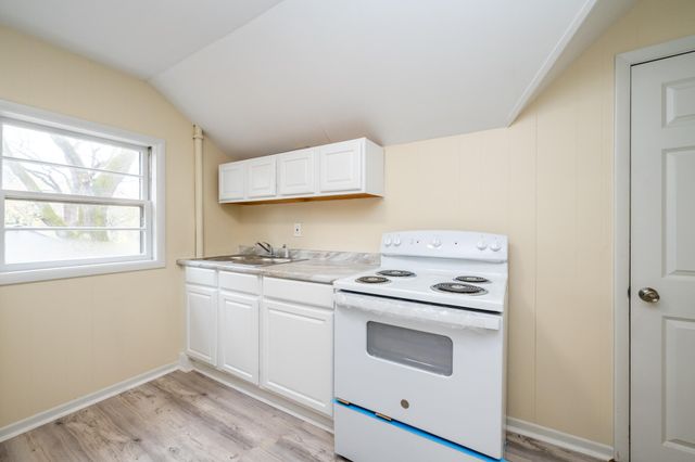 1298 Colfax Avenue, Benton Harbor, MI 49022